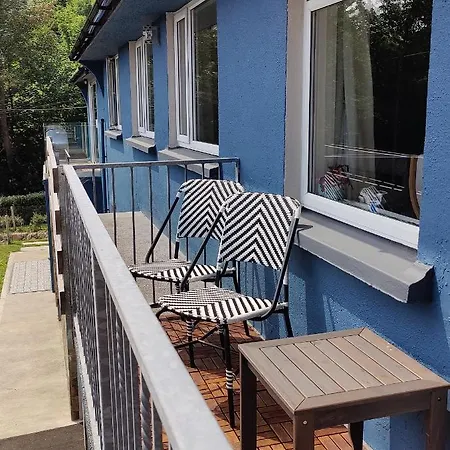 Crow's Nest - 3 - Self Catering Apartment