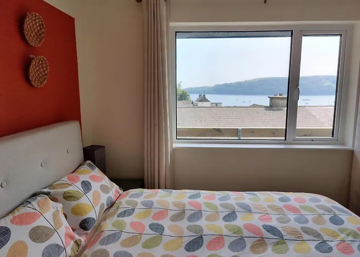 Crow's Nest - 3 - Self Catering Appartement Glandore